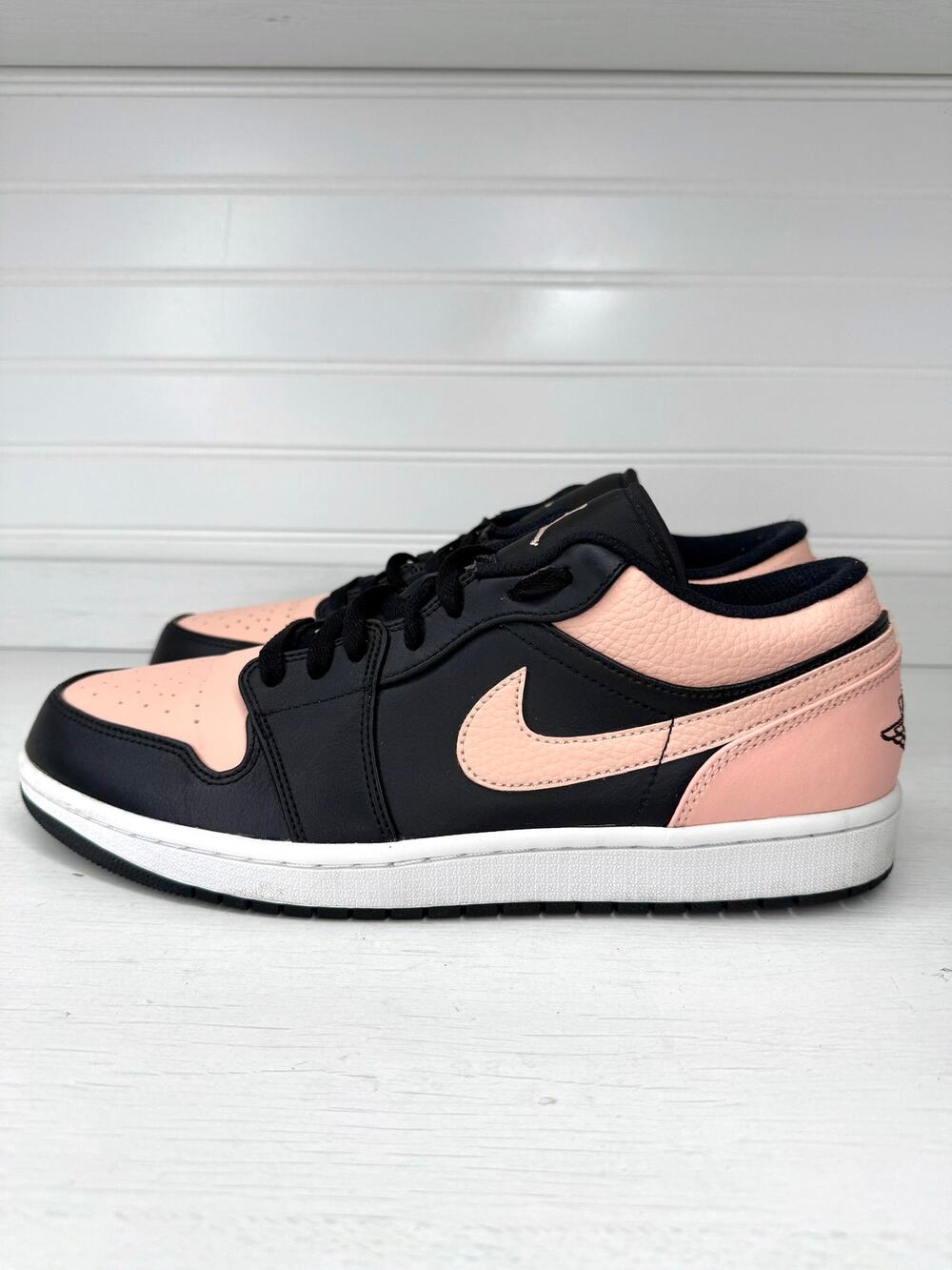 Air Jordan 1 Low Crimson Tint Black Pink 553558-034 Men’s Size 11.5